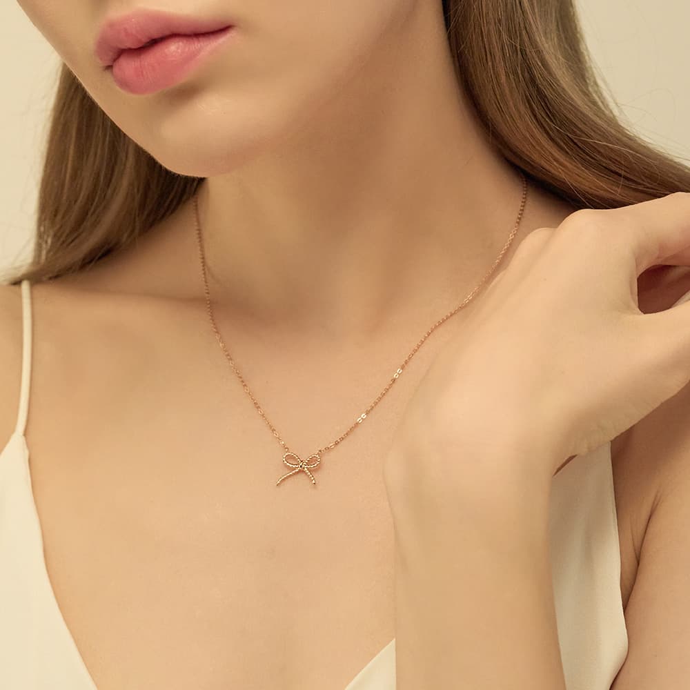 14k 18k Sleek Ribbon Necklace alternate